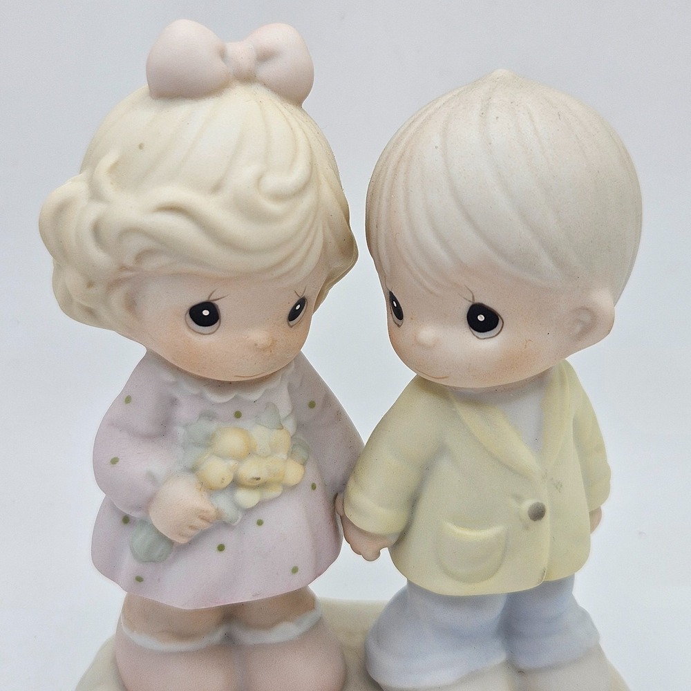Precious Moments 1996 "You're Forever In My Heart" Figurine Enesco 139548 Couple - Picture 2 of 8